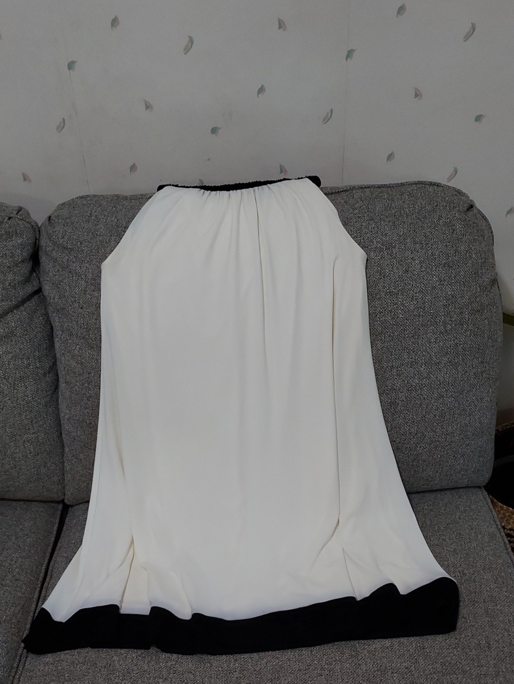 Jessica Howard Cream Dress with Black Hem